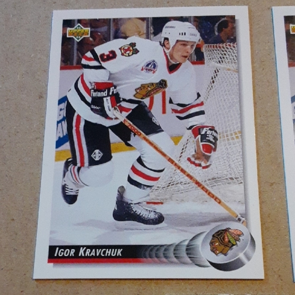 Igor Kravchuk Chicago Blackhawks NHL Hockey Trading Cards Set - Picture 3 of 12